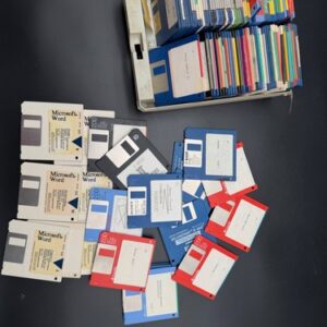 80+ Disketten 3,5 Zoll Konvolut Amiga PC gemischt 2 Boxen ungetestet – Heimcomputer